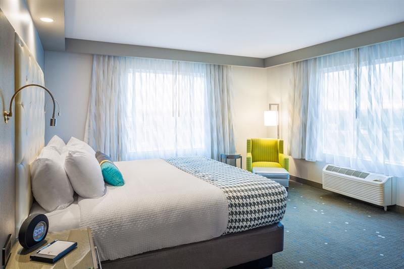 Best Western Premier Hotel At Fisher'S Landing Ванкувър Екстериор снимка